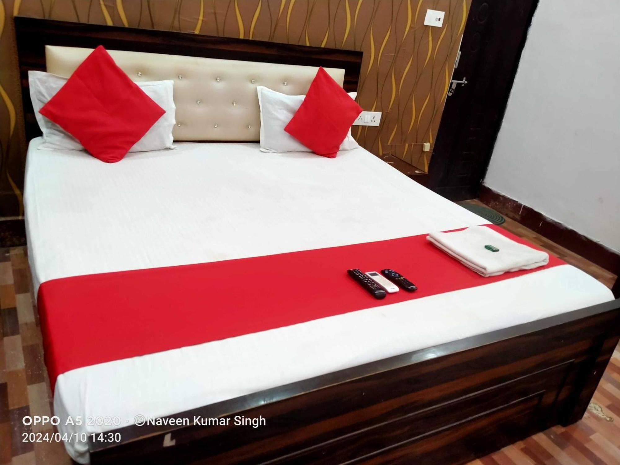 Hotel O Prayag Villa Prayagraj Exterior photo